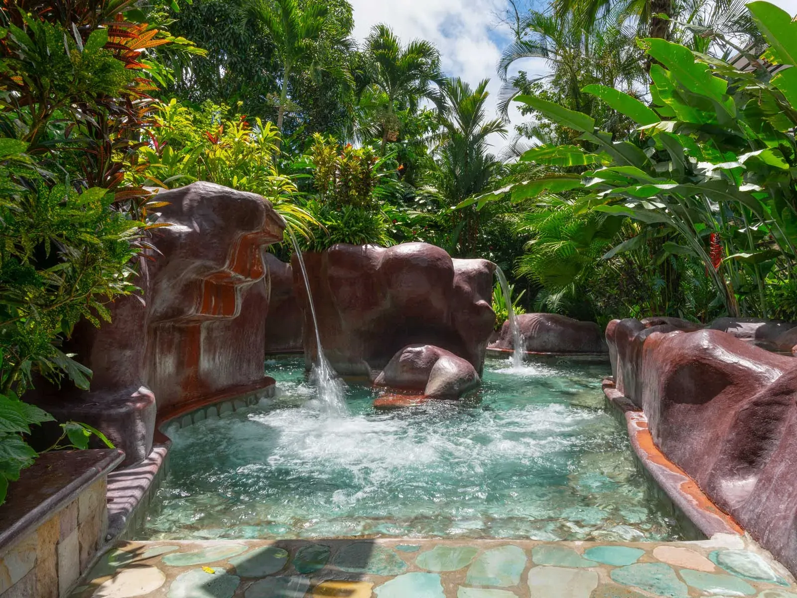 Arenal Volcano Hot Springs: Best 4 Compared + Prices (2026)