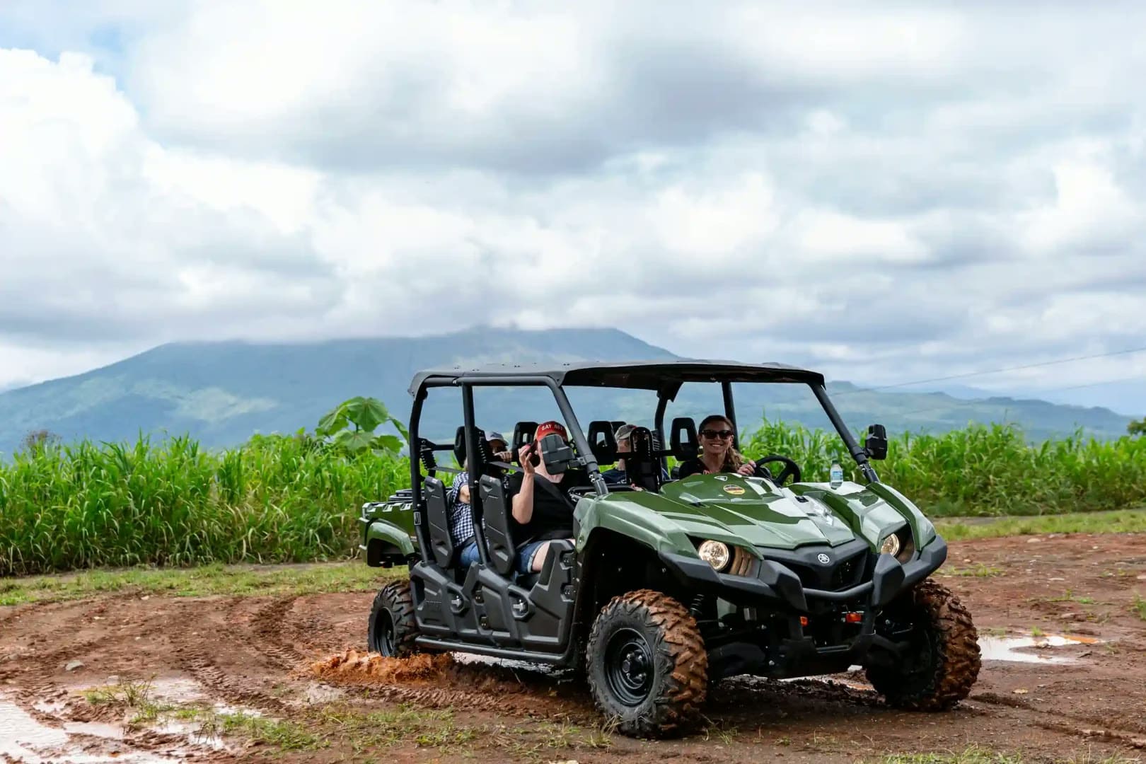 Side by Side Tour – Family-Friendly Rainforest Adventure